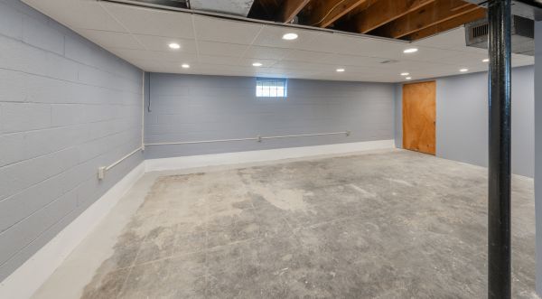 Basement Water Extraction in Sebastian